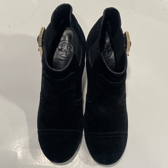 Tory Burch Adrienne Chelsea Boots 7.5 Gold Buckle Black Suede Leather Wedge Heel - Picture 8 of 12